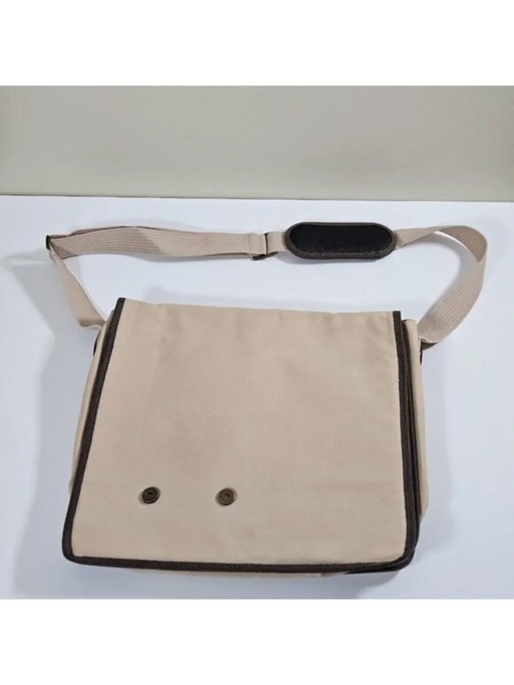 Kanata Sport Crossbody Messenger Bag Beige Canvas Pockets Shoulder Strap FLAW